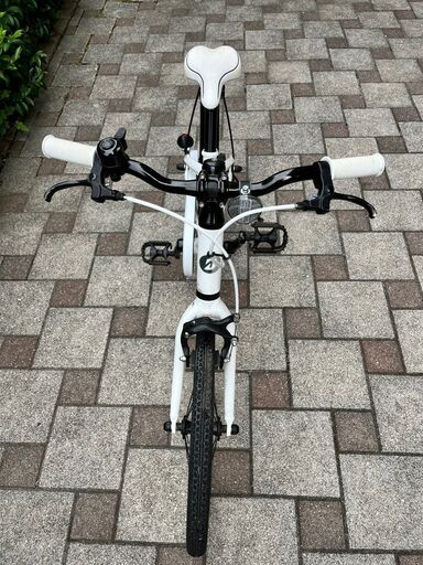 ブリヂストン レベナ 子供用 自転車 18サイズ（ホワイト）