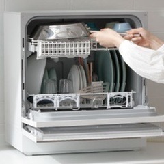 完売しました)パナソニック 食器洗い乾燥機 NP-TH4-W 中古