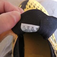 NIKE PUMA サッカー トレーニング シューズ　子供　キッズの画像