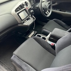 ホンダ ストリームRSZ H19.11 81,000km 車検R4.11の画像