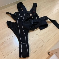 ベビービョルン　シナジー　ベビーキャリア　抱っこ紐　（背中にワイヤーあるタイプ）の画像