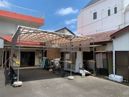 鉄パイプ、木材、波板　作業込み全て引き取り条件