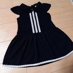 黒のワンピースの画像