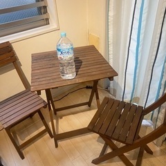 折り畳みガーデンテーブルセットの画像