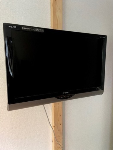 32型　壁掛けテレビ SHARP AQUOS