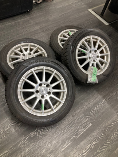 スタッドレス　ミニバン等　プリウスα