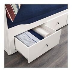 IKEA　デイベッド　HEMNES