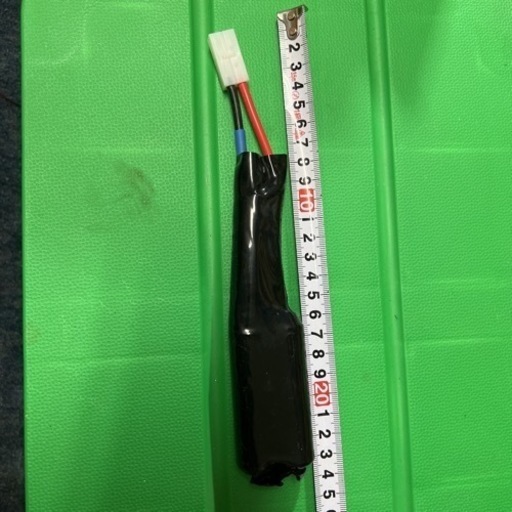 11.1ボルト 電動ガン用小型バッテリー　ニッケル水素