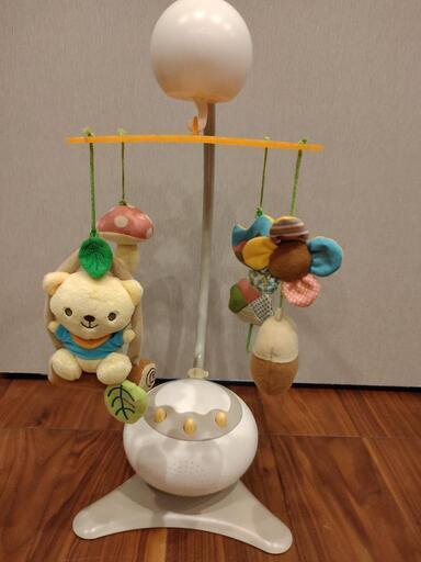 メロディいっぱい！ みまもりセンサーメリー コンビ 正規品 新生児 フロアメリー ベビー 赤ちゃん おもちゃ