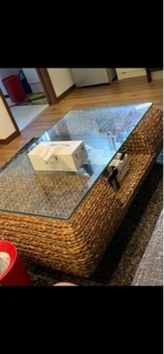 ウォーターヒヤシンス ガラステーブル