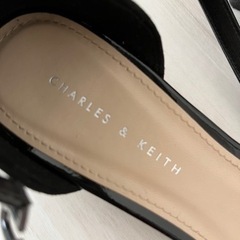 CHARLES & KEITH サンダル　サイズ38(24cm)の画像