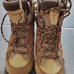 コロンビア　靴24cm