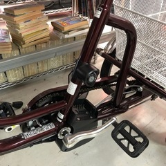 🟣値下げしました🟣🍒未使用品🍒ノーパンクタイヤ電動アシスト三輪自転車✨♦️✨の画像