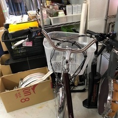 🟣値下げしました🟣🍒未使用品🍒ノーパンクタイヤ電動アシスト三輪自転車✨♦️✨の画像