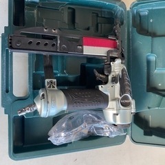 HITACHI 常圧フロアタッカ