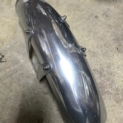 sr400 フェンダー