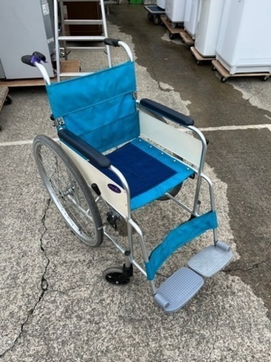 激安販売!! 介助用 車椅子 アルミ製!! MIKI 折りたたみ式