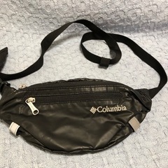 Columbia ウエストポーチ　BLACK 中古品