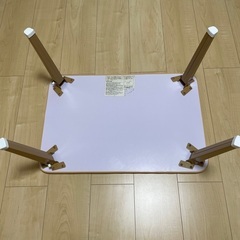 折りたたみ敷きテーブルの画像