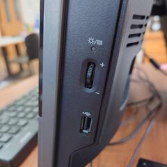 【一体型PC】 NEC　PC－VN770ES1CBの画像
