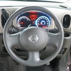 日産　キューブ