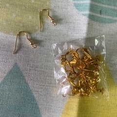 【取引中】アクセサリーパーツの画像