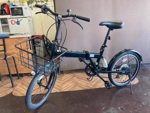 【タイヤ新品！】LEDライト　6段変速　カゴ付き20インチ折りたたみ自転車　ブラック