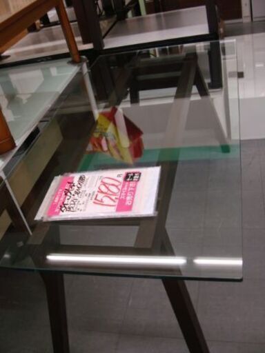 【直接取引】モダンダイニング4P　ガラステーブル　￥15.180税込