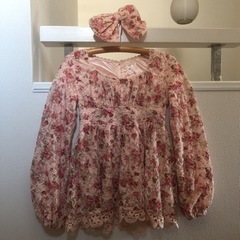 LizLisa  リズリサ  ピンク  フリーサイズ   ★ちょっとしか着てなくて似合うと思うとおばさまから送られてきたのですが、可愛い過ぎて一度も着ていません！ ヴィンテージで他では手に入らないと思います✨  ★大きなリボン付きで頭に付けたり鞄などお好きな所に飾るのがオススメです！    #LIZLISA #リズリサ #リズリサワンピース #原宿 #花柄ワンピース 花柄 姫系 地雷系 ロリータ ガーリー ワンピース レース リボン フリルの画像