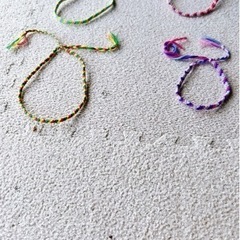 "ミサンガお得４点セット グリーン パープル レッド　ピンク	ハンドメイド　手首　足首　人　ペット　ブレスレット"の画像