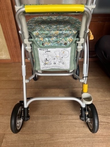 シルバーカー　ライトミニＮ　花柄　押し車