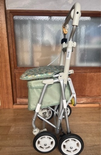 シルバーカー　ライトミニＮ　花柄　押し車