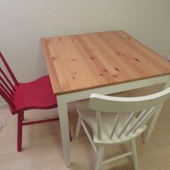 【お届け可】IKEA ダイニングテーブル & 椅子二脚 セット【取引可能です】の画像