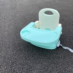 ベビーシート　折り畳み食事チェアー