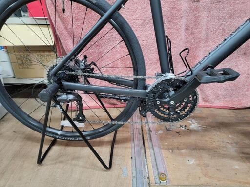 美品 cannondale キャノンデール BADBOY4 クロスバイク SHIMANO サイズM