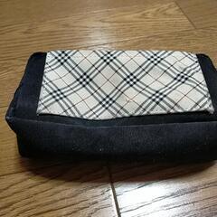 BURBERRYポーチの画像