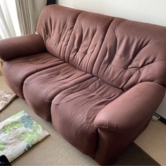 （出品中止）★値下げ・配送地域拡大★三人掛けソファ　（ジェフサセ...