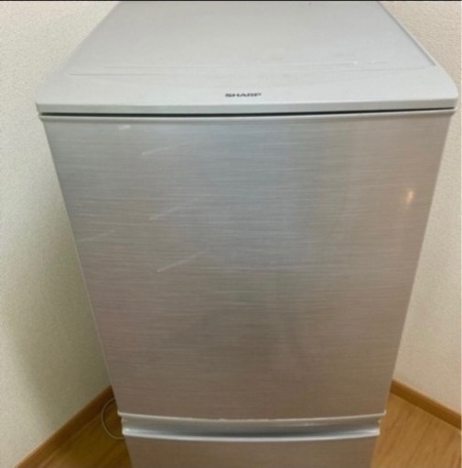 SHARP 冷蔵庫　【8/8まで引き取りできる人限定】