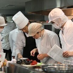 大津市内にある有料老人ホーム内厨房でのお仕事 株式会社LEOC/...