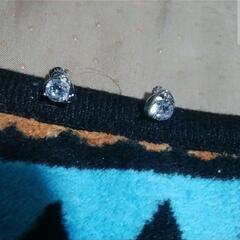 ①j←←←m16-10番　刻印/CZダイヤモンドオープンハートピアス       202208060640の画像