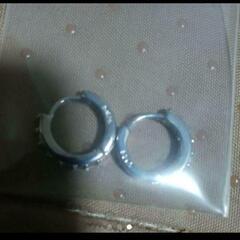 ▼①j←←←m16-13番 刻印/ブリリアントダイヤモンドＣＺ１連サークルパヴェピアス      202208060646の画像