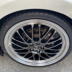タイヤ　215 35 19  4本