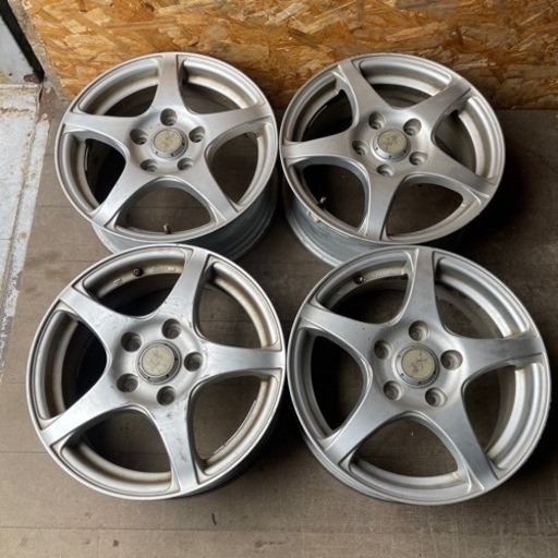 乗用車用　アルミホイール　15インチ　6J  5穴