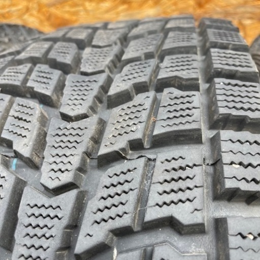 DUNLOP SJ6 31×10.50R15 LT スタッドレス  タイヤ　2006年製