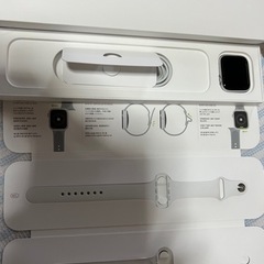 売り切れ！Apple Watch SE アップルウォッチの画像