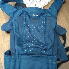 アップリカ　抱っこ紐　コランビギ　ネイビー