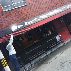 焼肉店の開店前のお掃除や準備ですの画像
