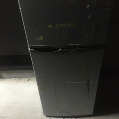 冷蔵庫あげます。