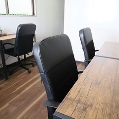 【9割引き!!貸し会議室セット】 デスク4点+オフィスチェア4点...