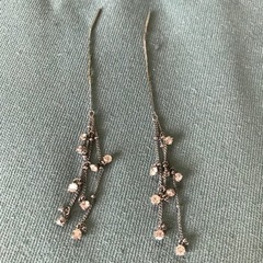 ピアス